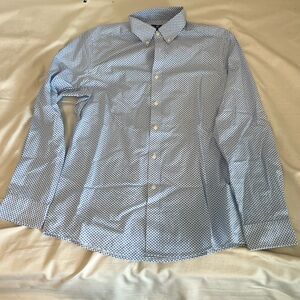 Club Room Blue Casual Button Down Shirt with Crisp Cotton Blend